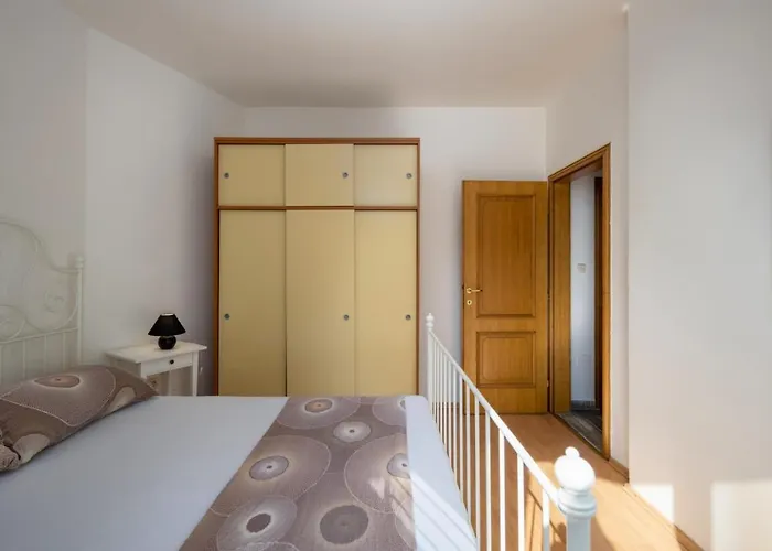 Lejlighed In With Sea View, Balcony, Air Conditioning, Wifi 3321-1