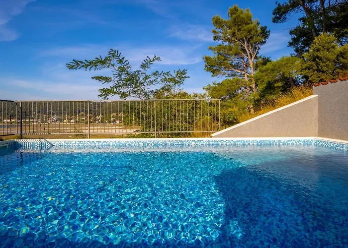 In With Sea View, Balcony, Air Conditioning, Wifi 3321-1