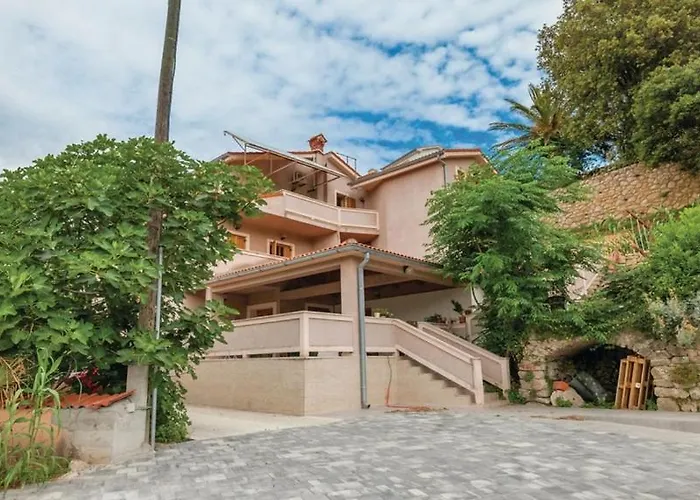 In With Sea View, Balcony, Air Conditioning, Wifi 3321-1