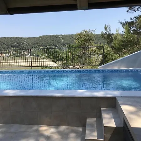 Apartment In With Sea View, Balcony, Air Conditioning, Wifi 3321-1 *