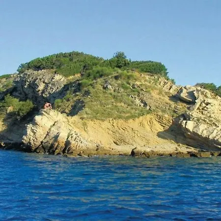 In With Sea View, Balcony, Air Conditioning, Wifi 3321-1 Supetarska Draga